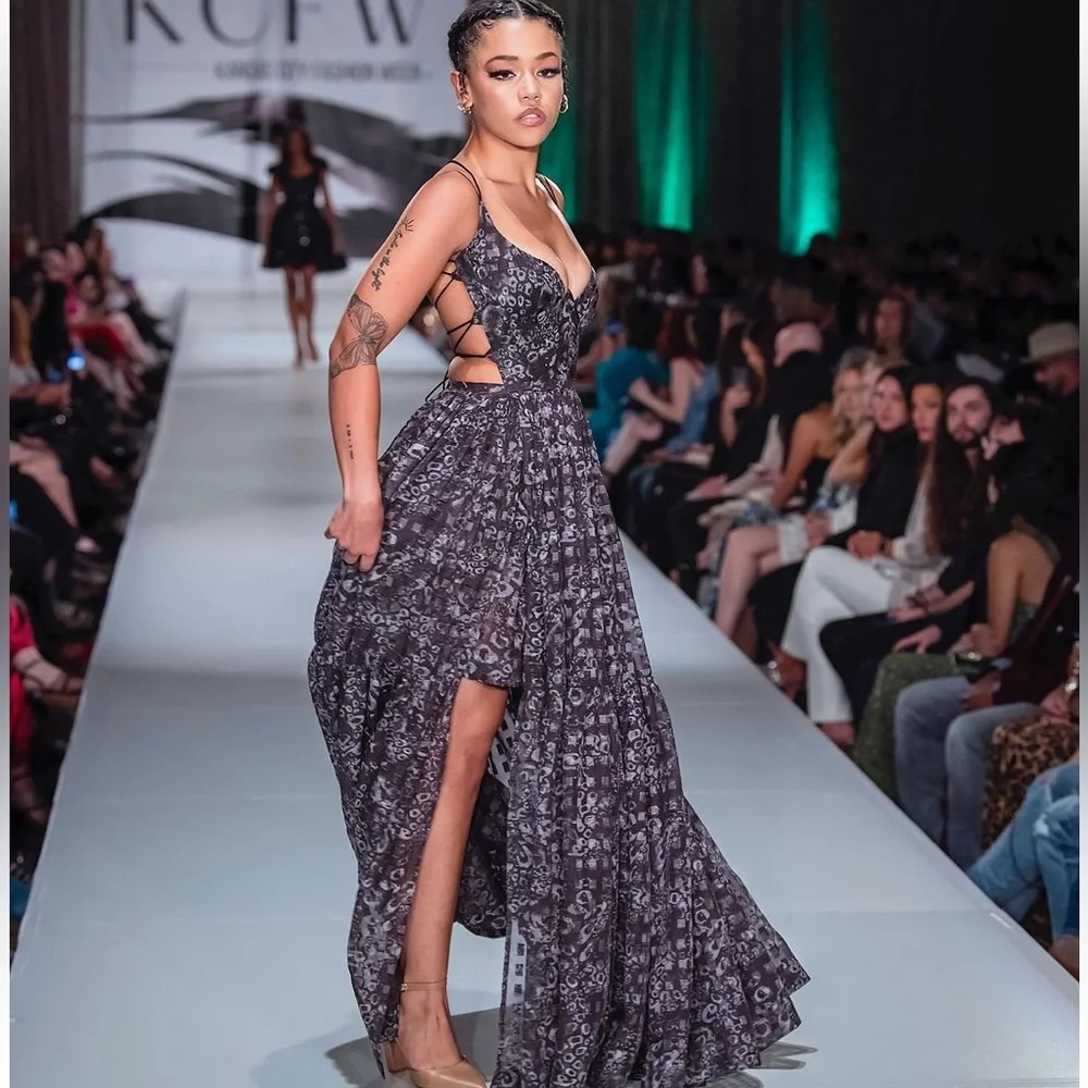 Lucia’s Sarto black brown dress corset backless size small - Picture 4 of 16